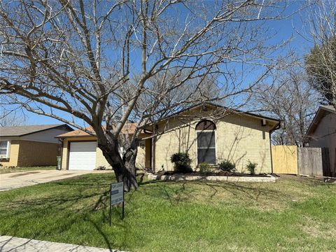 719 Sweetbriar Drive Lewisville TX 75067