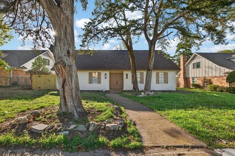 Photo of 3615 Ovid Avenue, Dallas, TX 75224 (MLS # 21207615)