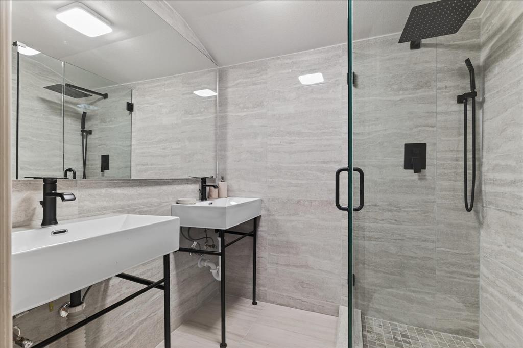 Oak Park Estates - Residential