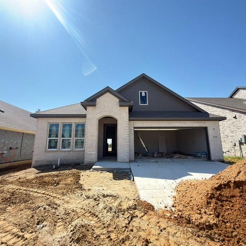 Photo of 3408 Helena Street, Gainesville, TX 76240 (MLS # 21389043)