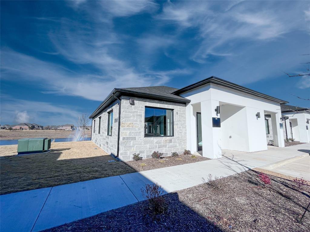 Auburn Hills - Commercial Lease