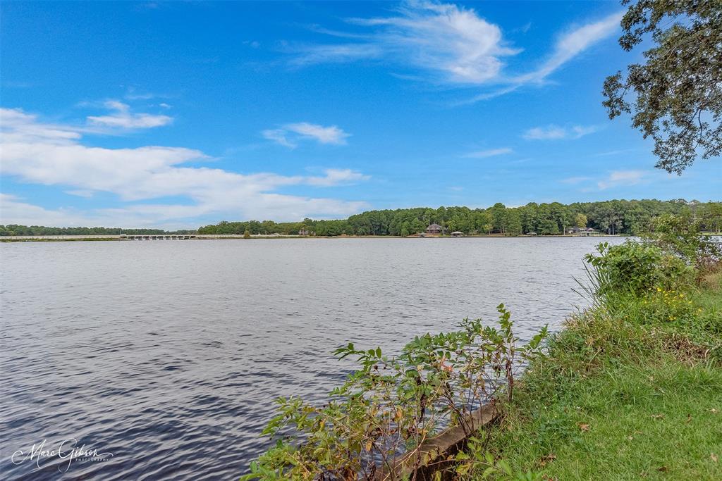 Benton, Louisiana 71006, United States, 4 Bedrooms Bedrooms, ,3 BathroomsBathrooms,Residential,Active,38318