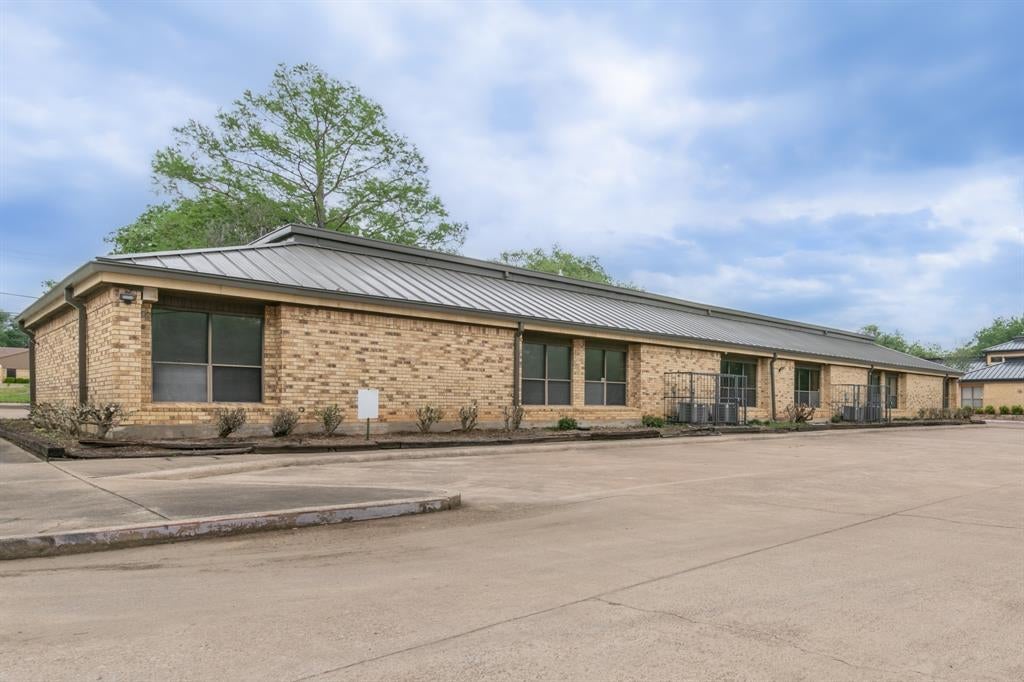 736 N Fielder Road