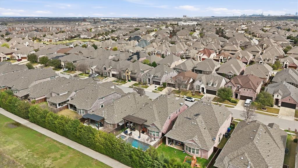 2352 Stallion Street