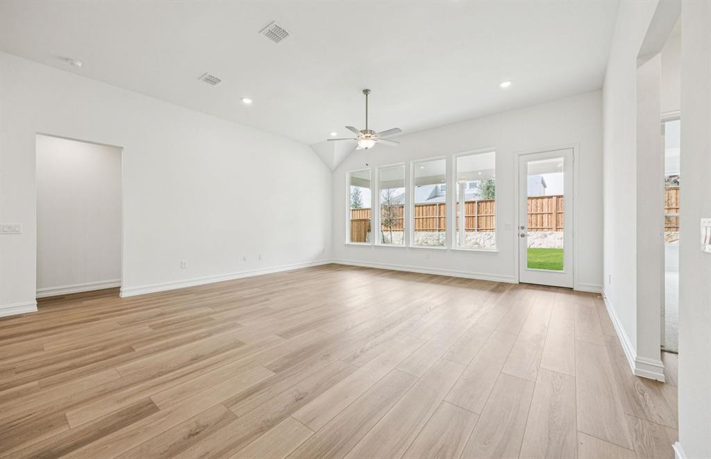 Highland Lakes - Residential