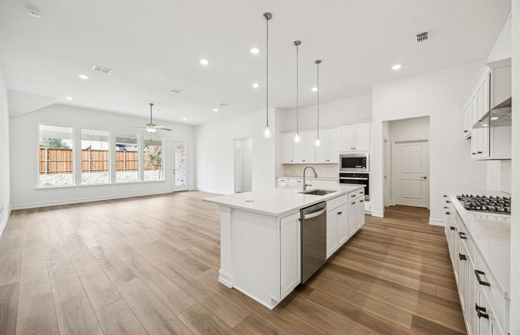 Highland Lakes - Residential