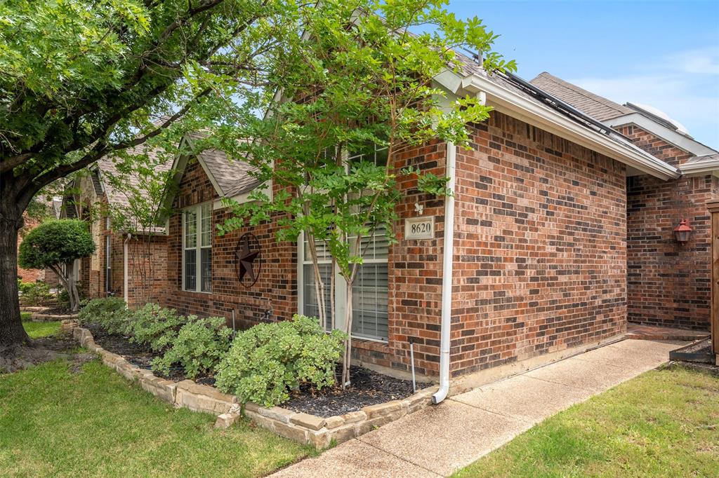 8620 Forest Glen Drive