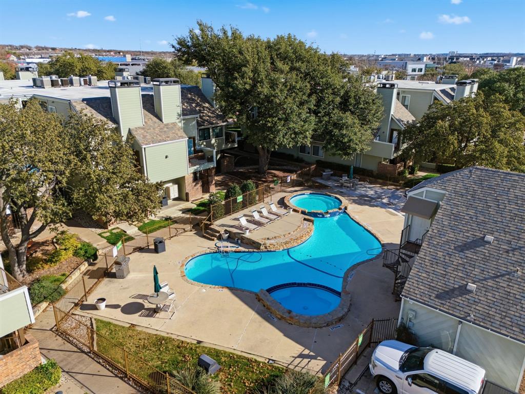 University Park Condo - Residential