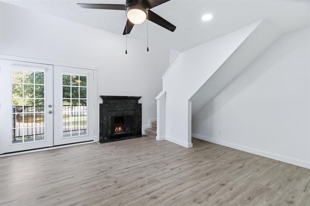 University Park Condo - Residential