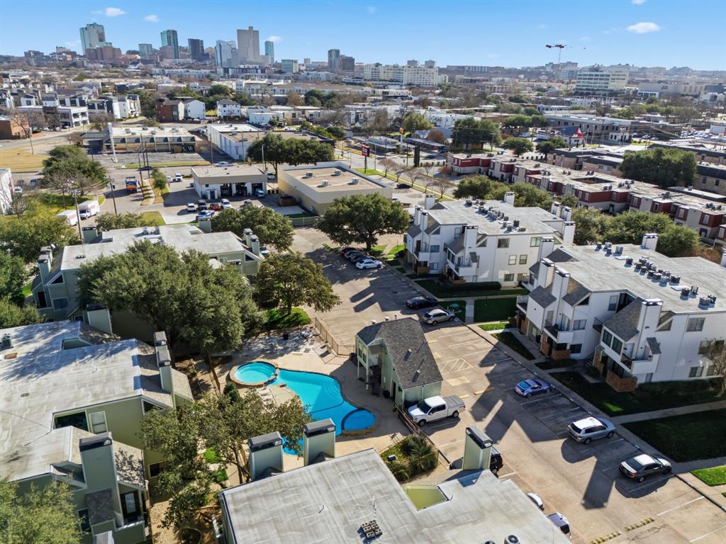 University Park Condo - Residential