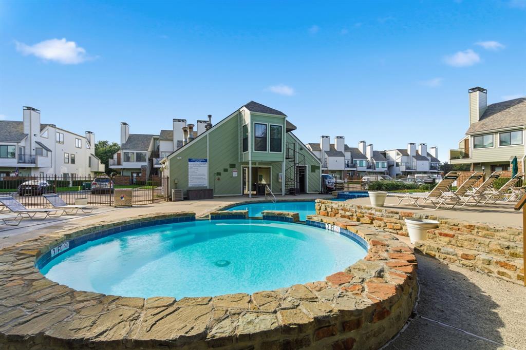 University Park Condo - Residential