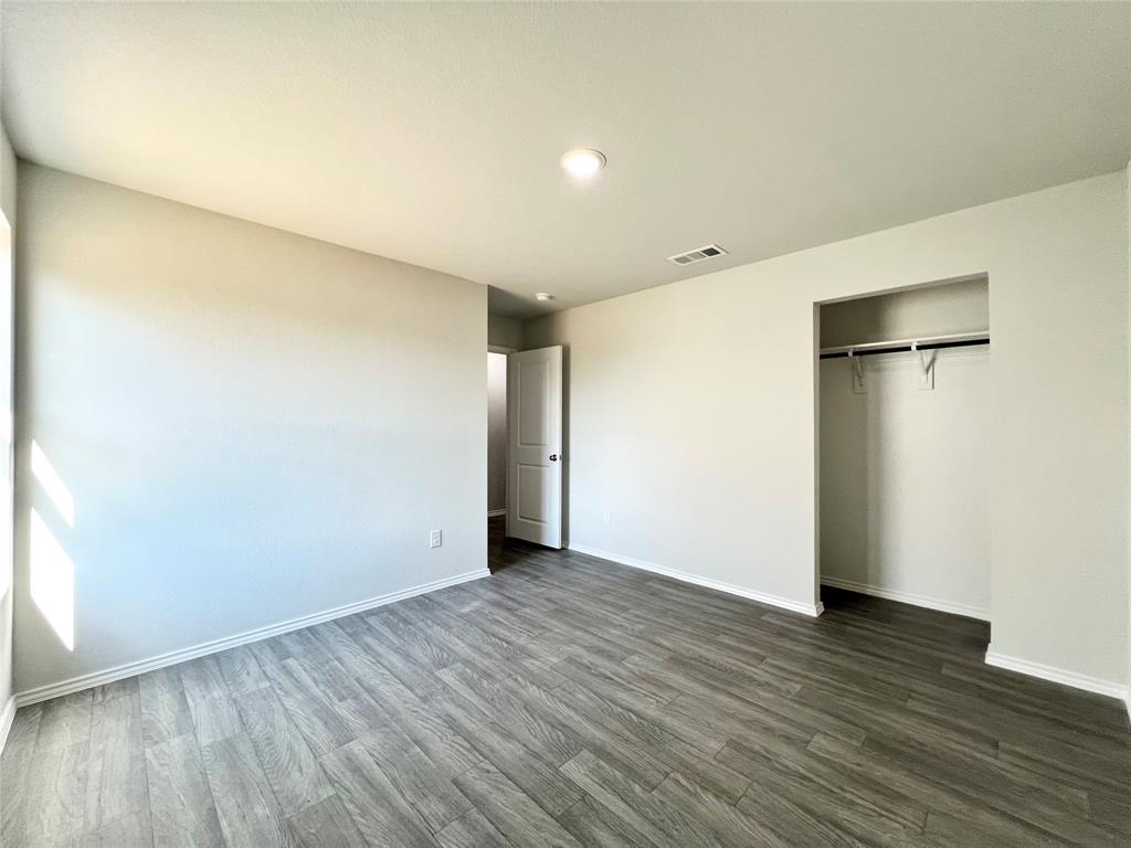 Treaty Oaks - Residential Lease