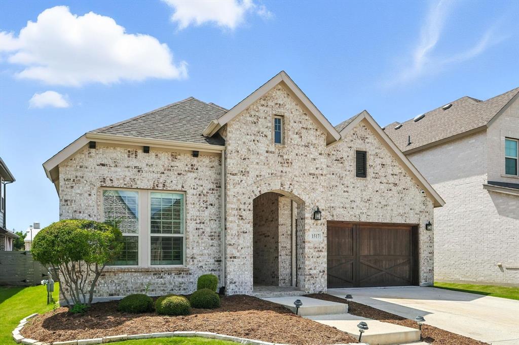 1517 Moss Trail Court