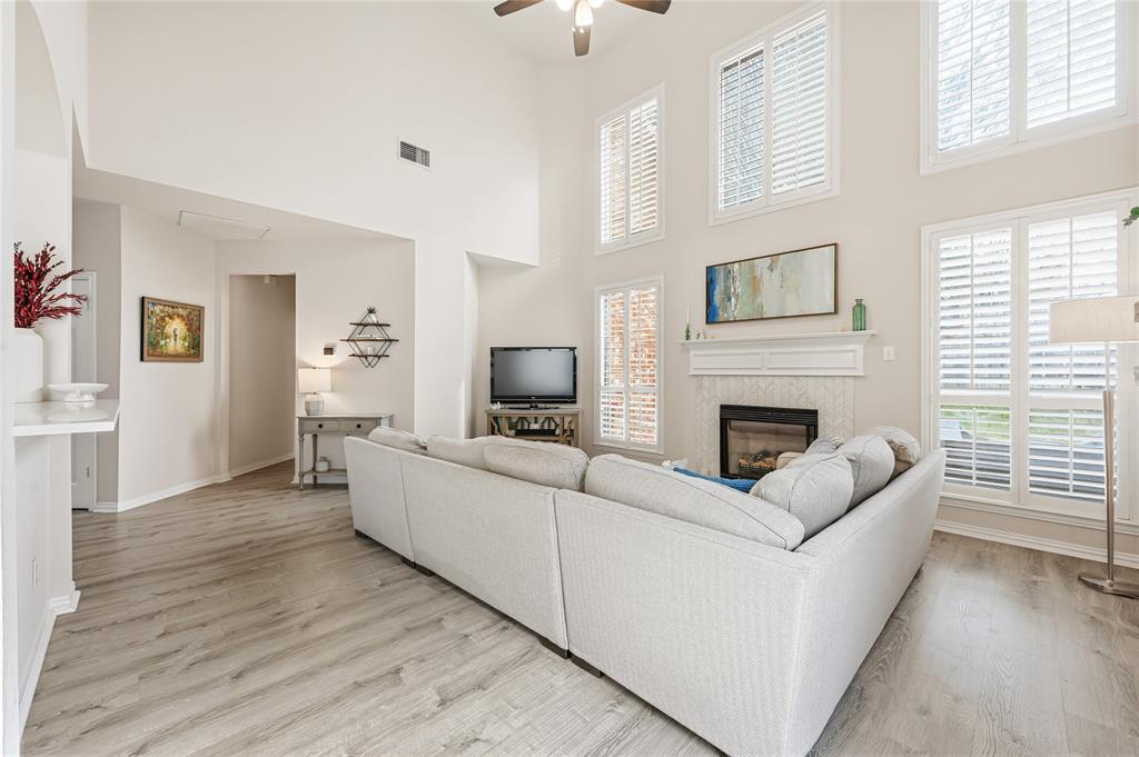 Wellington Of Flower Mound Ph - Residential