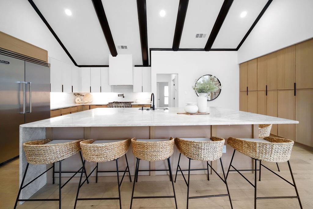 5926 Mapleshade Lane