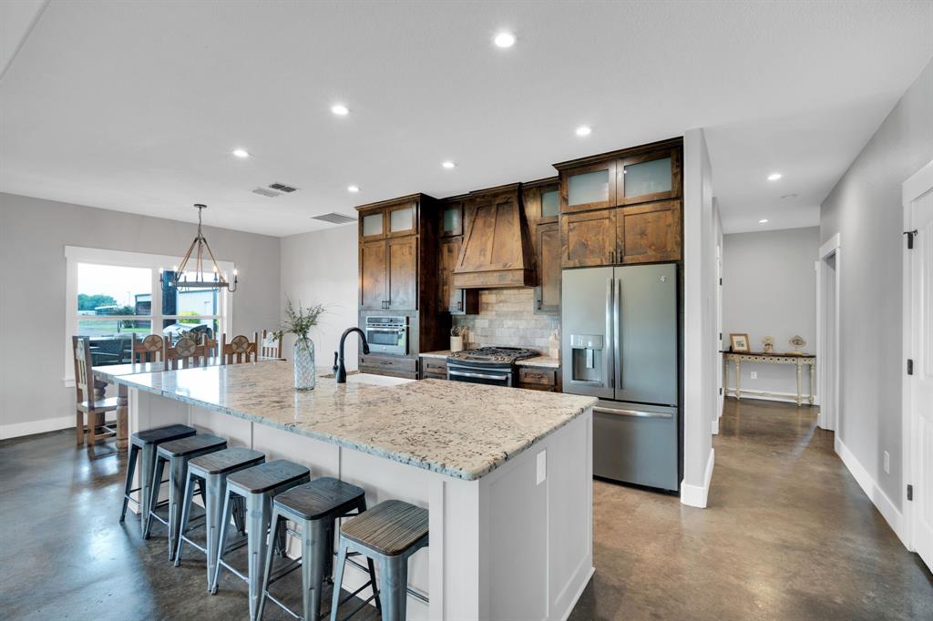 Sellers offering 15K Concessions!Experience the perfect blend of count – image 17