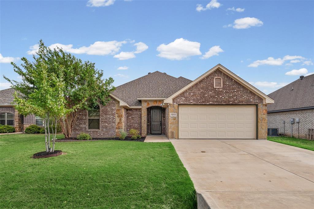 3213 Mccoy Lane