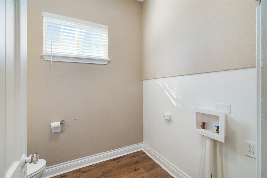 City Of Paris - Commercial Sale