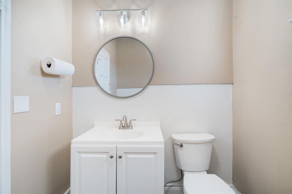 City Of Paris - Commercial Sale