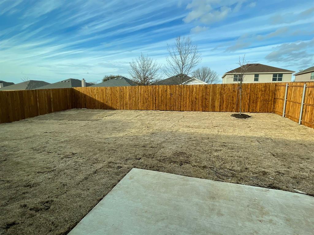 MCPHERSON VILLAGE ADDITION - Residential Lease