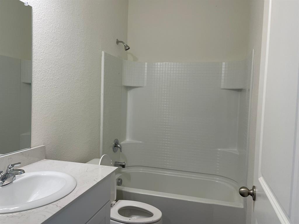 MCPHERSON VILLAGE ADDITION - Residential Lease