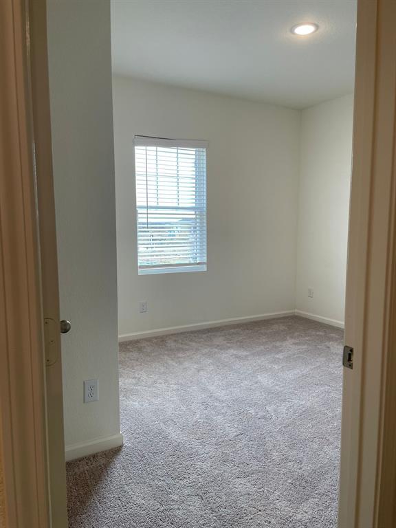 MCPHERSON VILLAGE ADDITION - Residential Lease