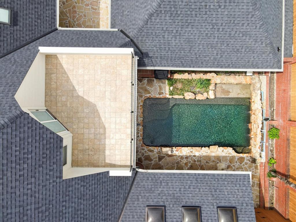 5811 Scenic Bay Court