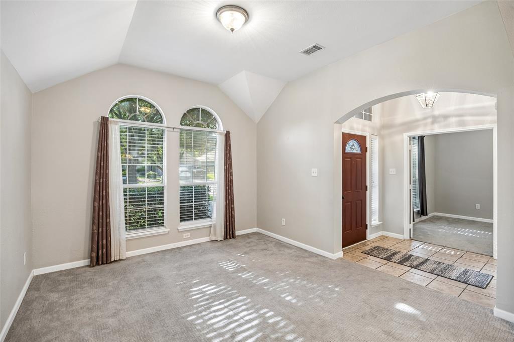 949 Chestnut Lane