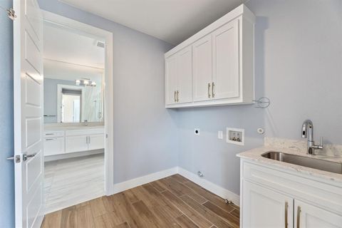 Tiny photo for 4522 Deere Street #105, Dallas, TX 75204 (MLS # 21101100)