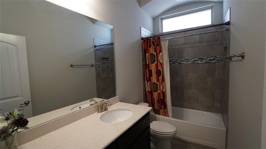 Photo 6 of 22 of 15733 Mirasol Drive house