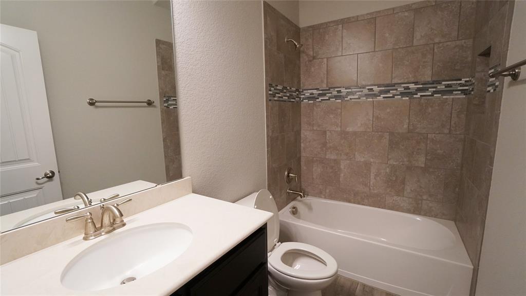 Photo 9 of 22 of 15733 Mirasol Drive house