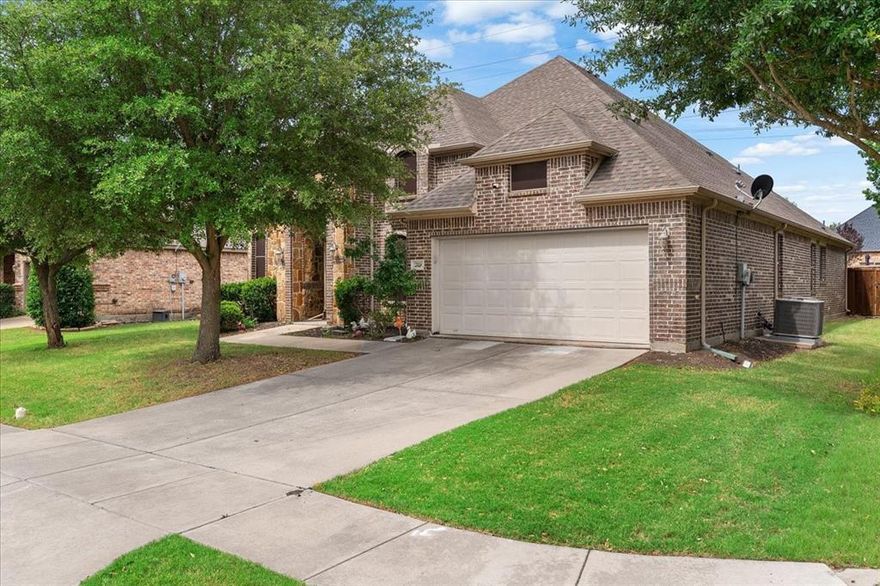 Welcome to your next dream home in Waxahachie. This beautifully maintained property features an open floor plan designed for both comfortable living and effortless entertaining—perfect for family gatherings and holiday celebrations.
Offering four spacious bedrooms plus a dedicated office that can easily serve as a fifth bedroom, this home provides flexibility for a variety of lifestyles. The kitchen, complete with a bright breakfast area, overlooks the expansive family room and offers picturesque views of the lush backyard.
The private primary suite is thoughtfully positioned at the rear of the home, creating a secluded retreat. Its ensuite bath includes a large garden tub, separate shower, dual vanities, and a generous walk-in closet. Three additional bedrooms and a full bath are conveniently located down the hall.
Step outside to enjoy the covered patio—ideal for relaxing or entertaining—while taking in the beautifully landscaped yard.
This home includes numerous upgrades and improvements, including a new AC unit, new cedar fence, stainless steel appliances, decorative lighting, a sprinkler system, and recent foundation repairs backed by a warranty.
Ideally located near schools, shopping, medical facilities, and a sports complex, this home offers both convenience and the tranquility of a quiet community.