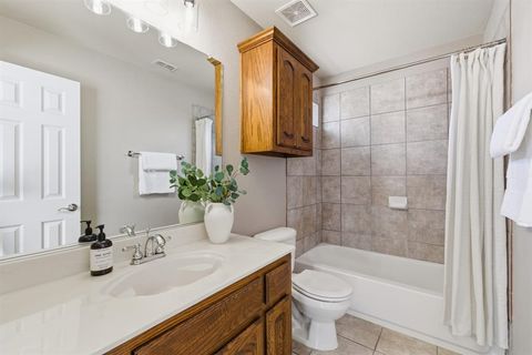 Tiny photo for 3804 Applesprings Drive, Fort Worth, TX 76244 (MLS # 21099638)