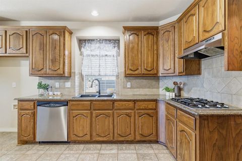 Tiny photo for 3804 Applesprings Drive, Fort Worth, TX 76244 (MLS # 21099638)