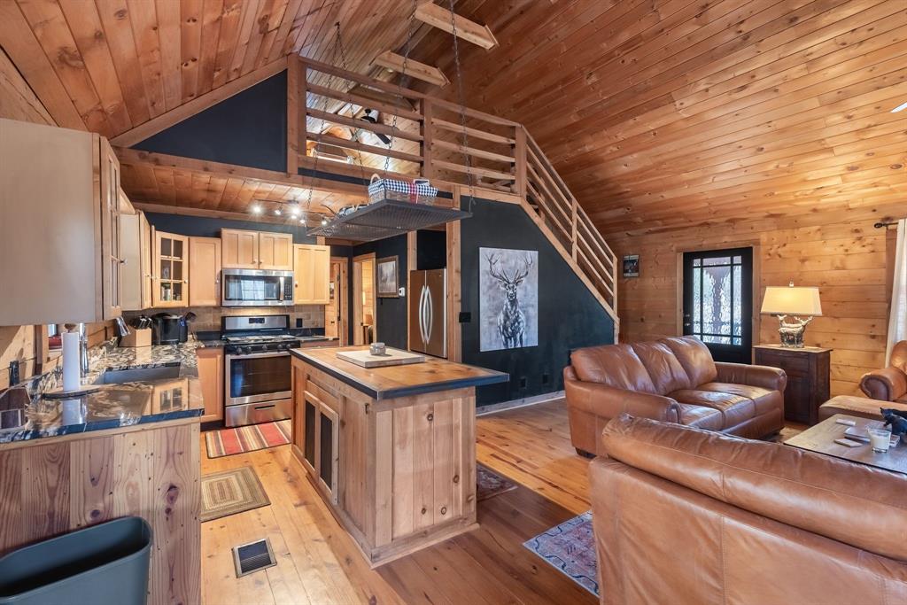 Hickory Estates - Residential