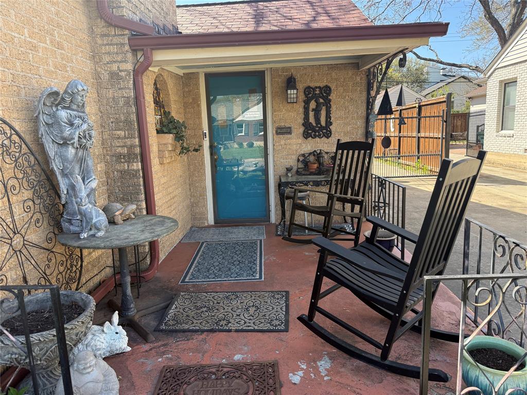 CHAMBERLAIN ARLINGTON HEIGHTS - Residential