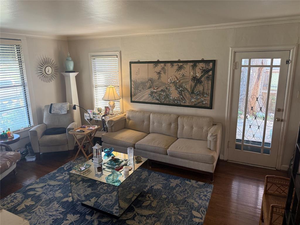 CHAMBERLAIN ARLINGTON HEIGHTS - Residential