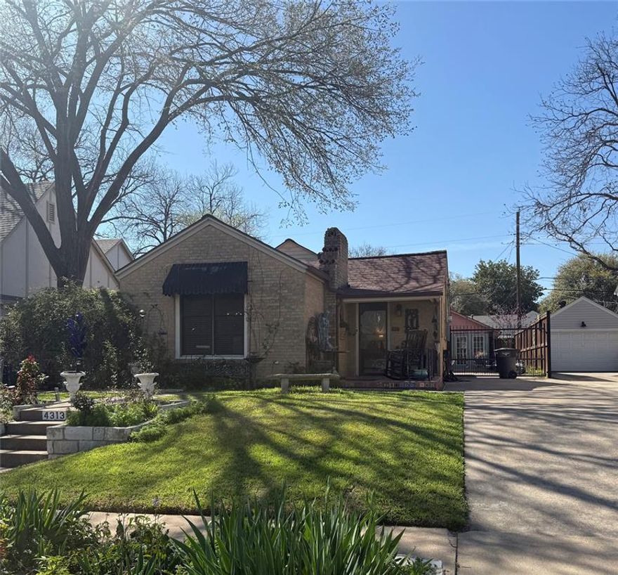 4313 El Campo Avenue is a darling small home with charm and character.  From the rounded arched doorways, beautiful hardwood floors, and the cozy living room, it screams character from almost 90+ years ago.  Arlington Heights is an incredible location, with Dickie's Arena within a mile, restaurants and shopping just up the street, and downtown only a few miles away. This neighborhood is like walking through a bit of a time warp, with all of its pretty yards and bungalows.  If you are a walker, you will feel safe and love looking at all of these cute houses  with their own personalities.  The home is within walking distance of several schools as well.   This home has an unfinished building in the back yard that would make a great mother-in-law suite or rental if finished out.  It has been plumbed and the outside is finished, just the inside is  studs.  The original design was for a large studio-type structure.  It also has a storage building that they used for storage and their washer and dryer.  The storage building has a window unit for AC.  Although the home was built in the thirties, the plumbing, electrical, HVAC, and roof were redone approximately 6-8 years ago.