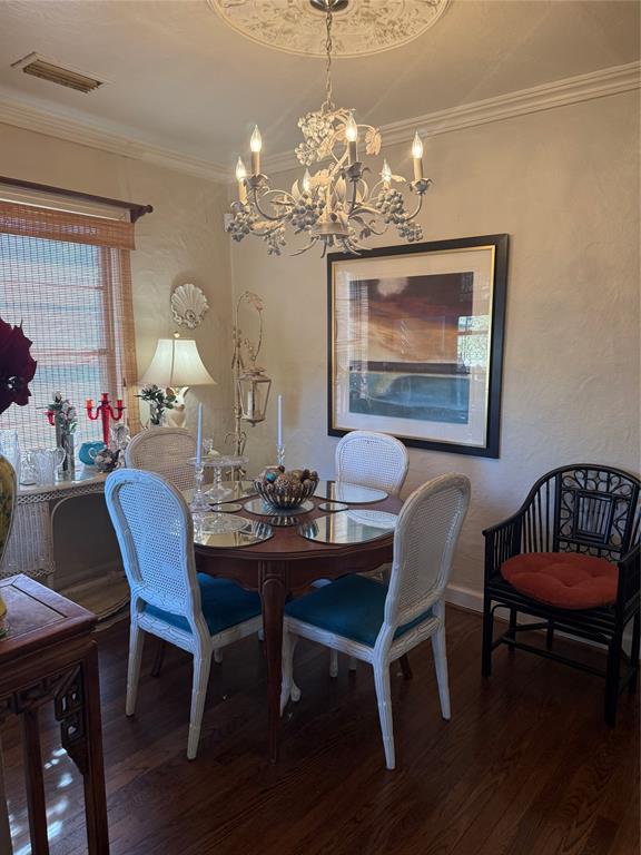 CHAMBERLAIN ARLINGTON HEIGHTS - Residential