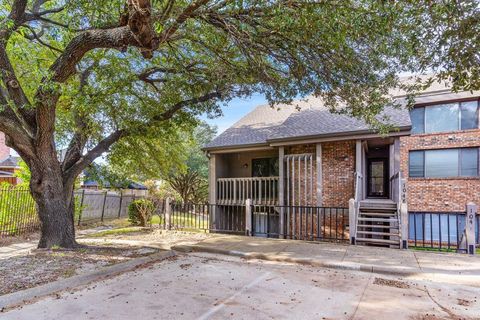 Photo of 1048 Signal Ridge Place, Rockwall, TX 75032 (MLS # 21149765)