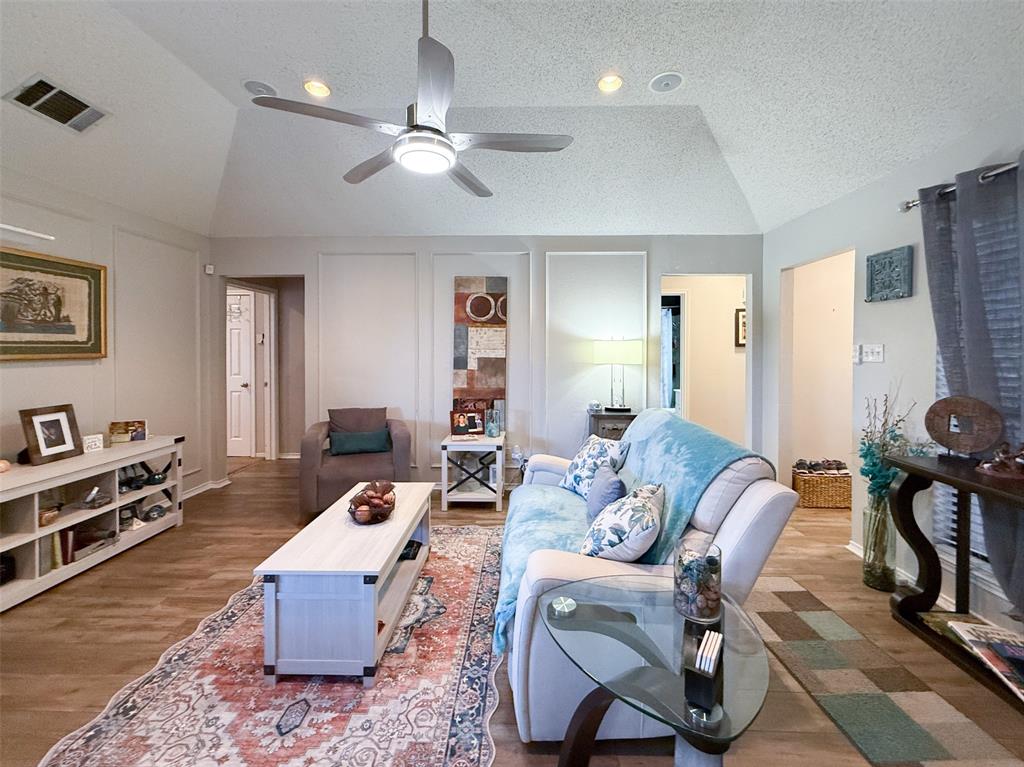 6507 Country Creek Drive