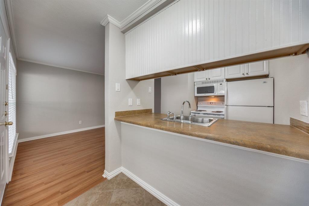 Junius Heights - Residential Lease