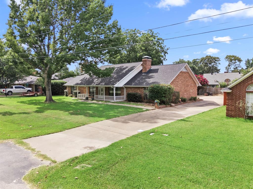 521 Sunnyside Drive