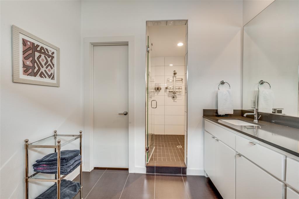 5706 Lindell Ave - Residential