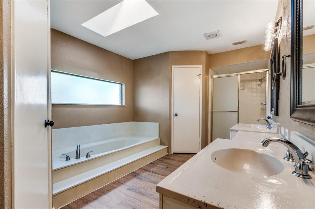 Lynnwood Estates - Residential Lease