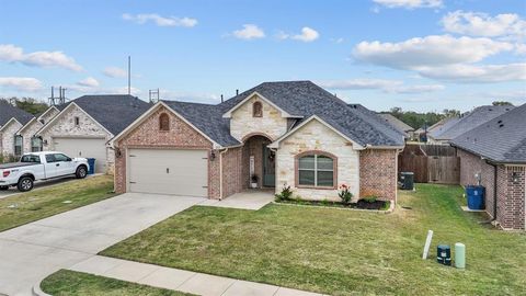 A home in Lindale