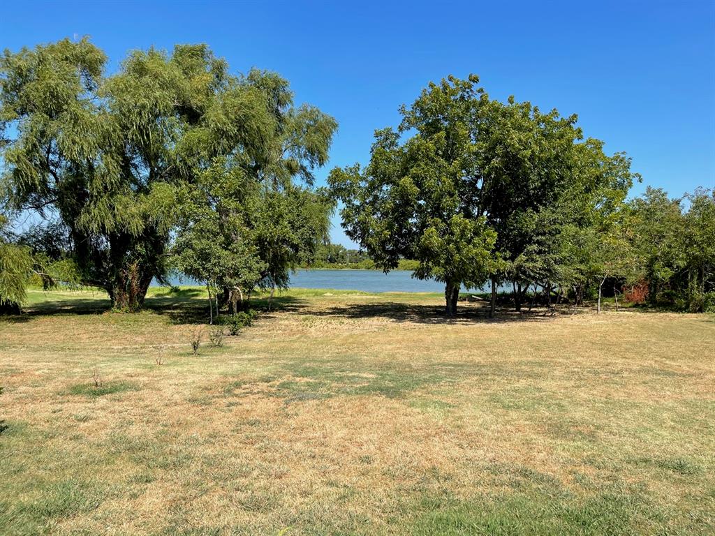 Peninsula Point - Land