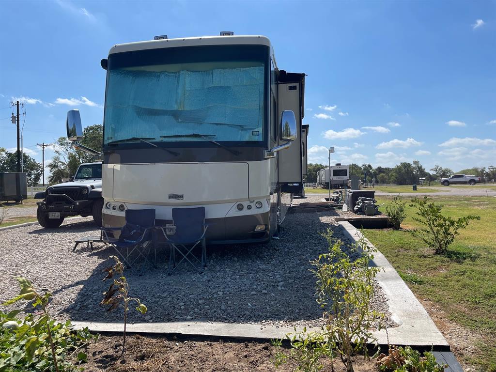 Peninsula Point - Land