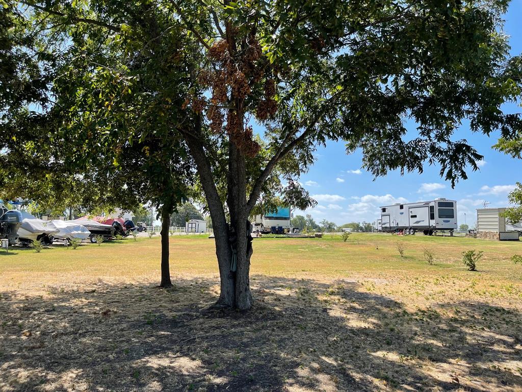 Peninsula Point - Land