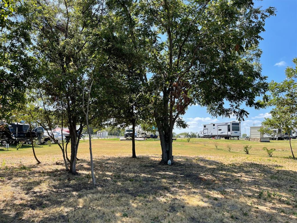 Peninsula Point - Land